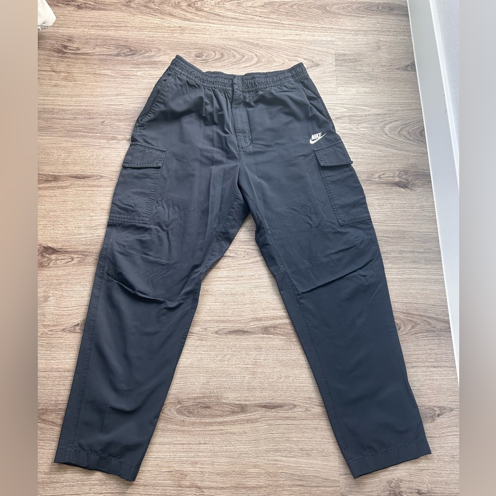 Nike Men's Navy Blue Cargo Pants